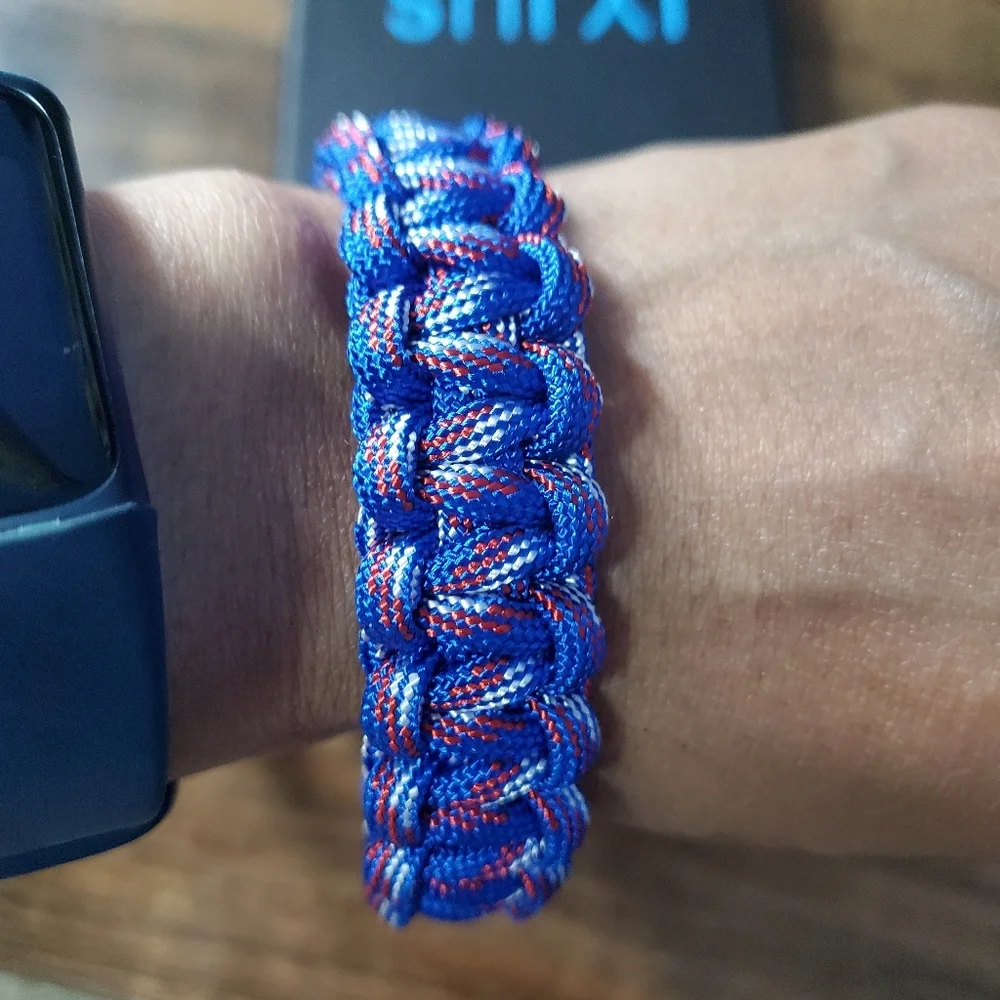 Paracord American Flag Bracelet